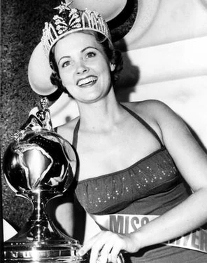 Miriam Stevenson, Miss Universo 1954.