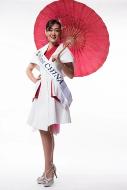 Miss Turismo China, Xinohui Hou