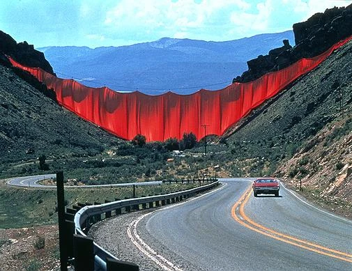 Valley curtain