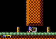 SLD GreenHillAct2 4.png (9 KB) Sonic encountering what seems to be the only speed monitor in the level.