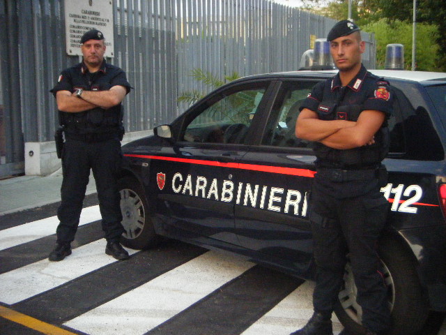 Koppel Italien Gendarmerie Carabinieri 