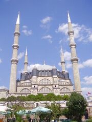 450px-Salimiye Masjid