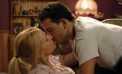 Becky And Jason Kiss.jpeg