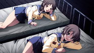 Seiko y Naomi en las camas de la enfermería.