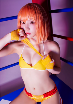 Top coplayer Enako lingerie cosplays new line of One Piece