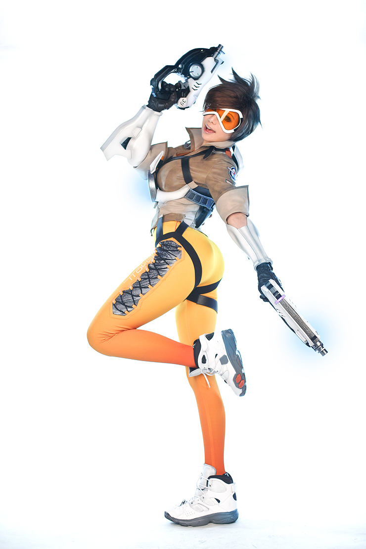 Tracer (Overwatch), Cosplay Reference Wiki