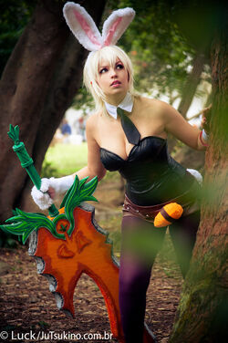 Cosplay Feature: Danielle Beaulieu's Arcade Riven!