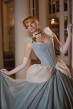 Ellumiel Cinderella 4.jpeg (663 KB)