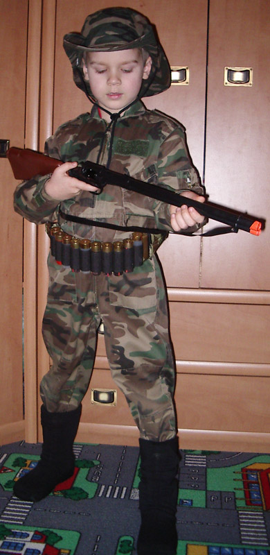 Hunter | Costume Wiki | Fandom