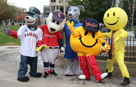 Woo Sox, Costumed Characters Wiki