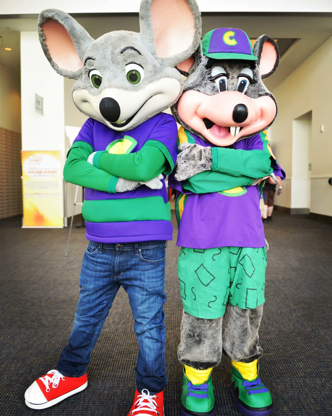 Chuck E Cheese Costumed Characters Wiki Fandom   Latest