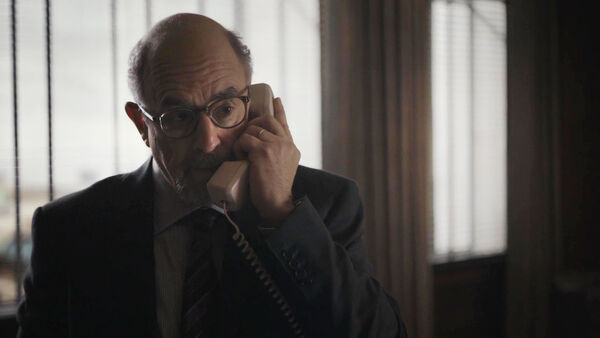 Richard-Schiff-as-Roland-Fancher-Counterpart-STARZ-Season-1-Episode-9-No-Mans-Land