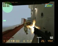 Левый борт. Фото под балконом