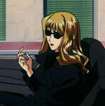 Glasseson2.jpg (35 KB)