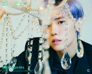 LIBERTY Cosmos Seongmin 2.jpg (1.48 MB) LIBERTY: IN OUR COSMOS - Cosmos ver.