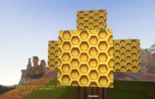 Creativerse queen bee grows altitude 134 2017-08-18 21-24-43-66