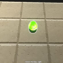 Creativerse Green Holiday light R26 56.jpg