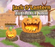 Jack-O'-Lantern den structure (Left) next to the Central Rockfaces Jack-O'-Lantern (Right)