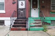 STOOPS 011