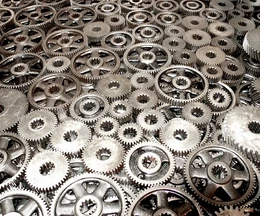 Una delle sezioni meno complesse di SCP-914 in uno stato non attivo.