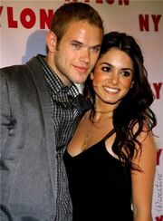 Emmett & Rosalie negativo.jpg
