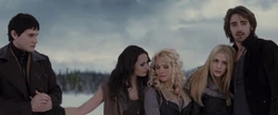 Kate su familia restante.
