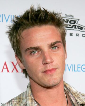 Riley Smith Criminal Minds Wiki Fandom Riley smith (born april 12, 1978) is an american actor. riley smith criminal minds wiki fandom