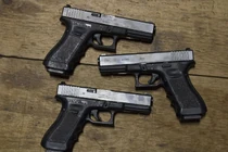 Three Glock 17s