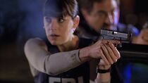 Prentiss' Glock 19 in "The Angel Maker".