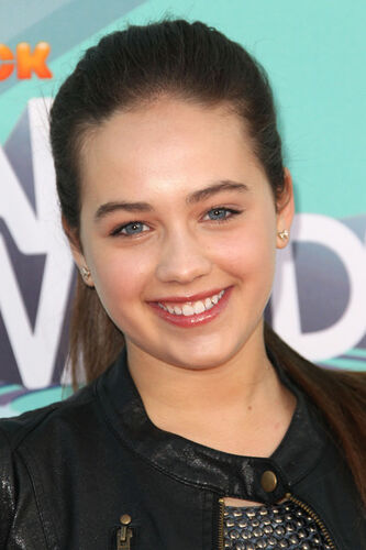 Mary Mouser