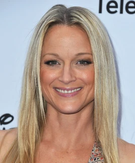 Teri Polo