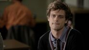 -reflections-of-desire-6x08-dr-spencer-reid-17241260-500-279