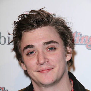 Kyle Gallner Criminal Minds Wiki Fandom