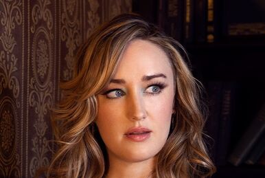 Pin by Fresh Lupin on D&D in 2023  Critical role, Ashley johnson