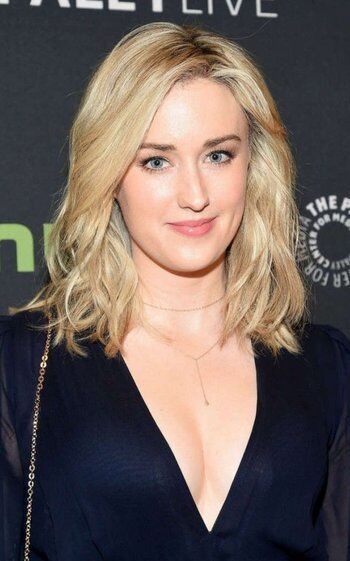 NO SPOILERS] Ashley Johnson Discusses Her Critical Role - Bleeding