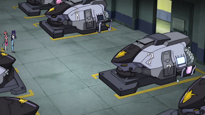 Cross Ange 04 Paramails simulators.png
