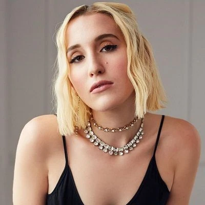 Harley Quinn Smith Harley Quinn Smith 🧚🏻♀ 🔥