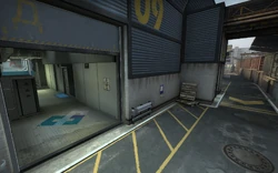 Csgo-train-12102014-backalley-2.png (3.02 MB)