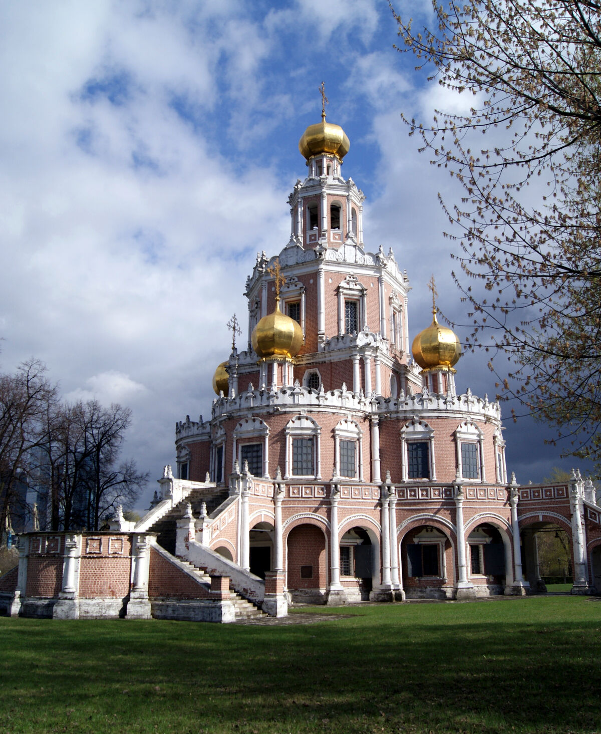 Памятники архитектуры xvi века. Церковь Покрова в Филях (1690—1693). Церковь Покрова Богородицы в Филях 1693. Церковь Покрова в Филях (1693 — 1694).. Церковь Покрова в Филях 17 век.