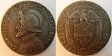A silver 1/10 balboa coin from 1947.