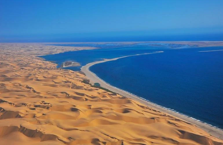 Raven Bay | Curse of Europe Wiki | Fandom