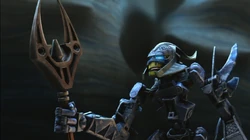 Kiina brandishing her Vapor Trident.