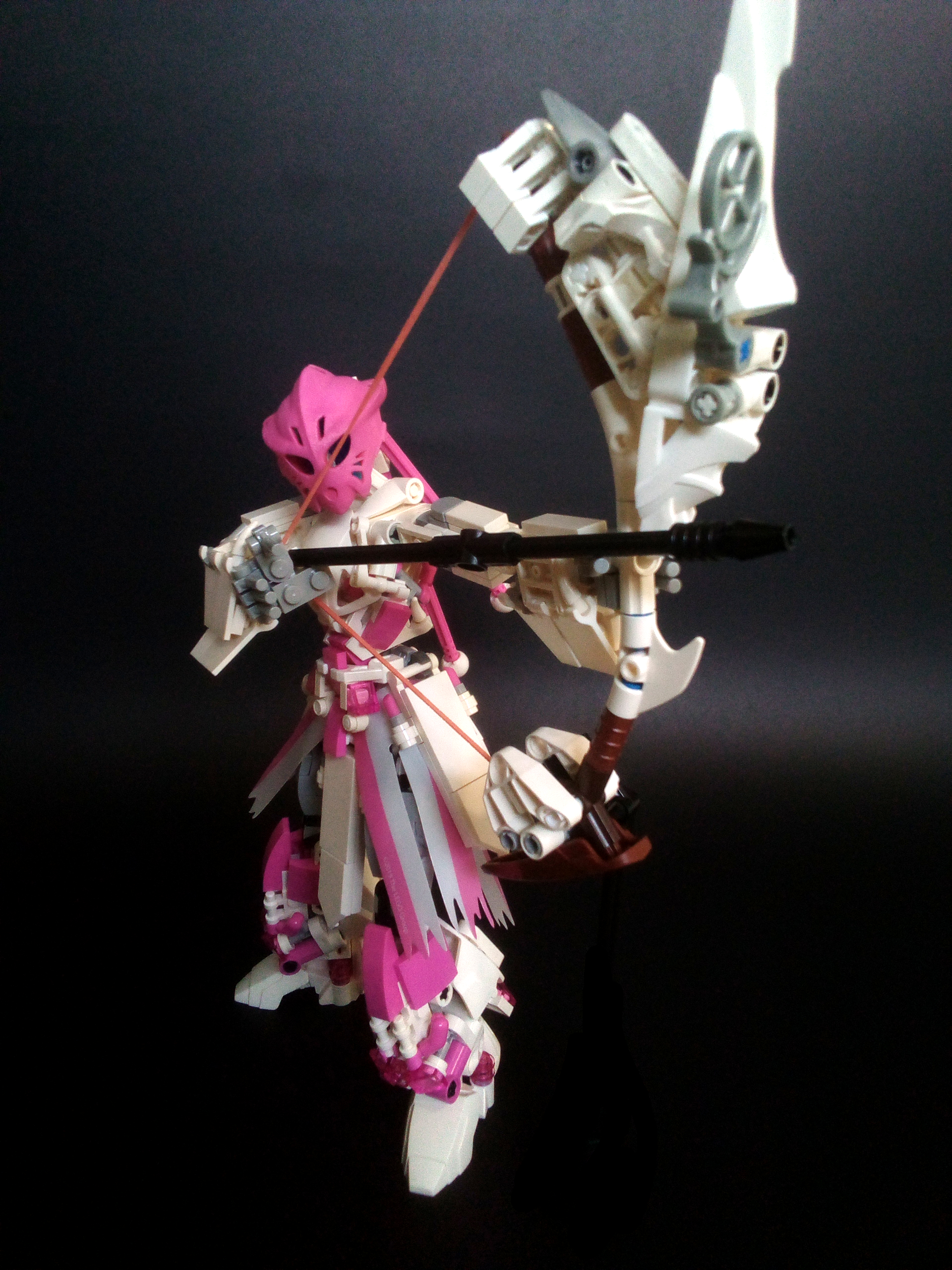 Pink bionicle hot sale