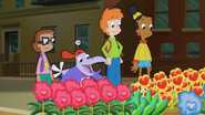 S12E04 The Cybersquad enjoys the Carroll Street Garden on Valentine's Day