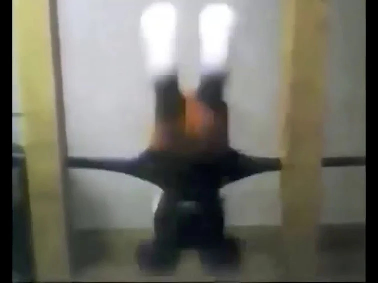 elastic mickey and donald duck femur breaker scream