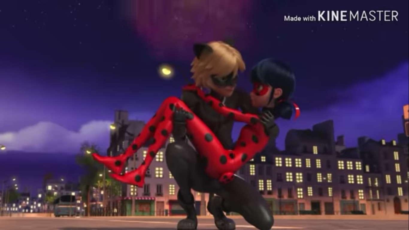 Ladybug X Chat Noir Moments Fandom