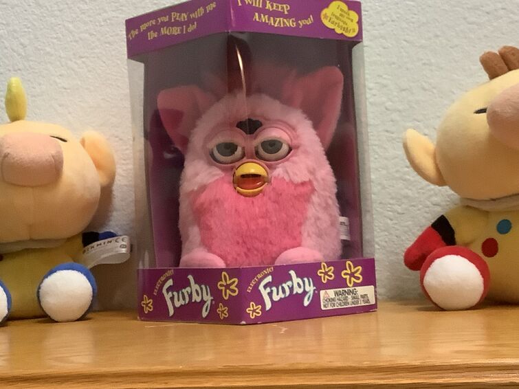 Coral furby 2023 emoto tronic interactive plush toy pink coral fur NEW IN  BOX