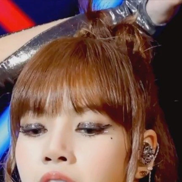 Haus Labs by Lady Gaga on Instagram: "Taste that pink venom 💖 Victoria recreates #Blackpink member Lisa’s #Pinkchella glam using #HausLabs—get the look breakdown:   💞Hy-Power Pigment Paint ‘Beige Matte’ (base) ‘Charcoal Shimmer’ + ‘Silver Shimmer’ (sh...