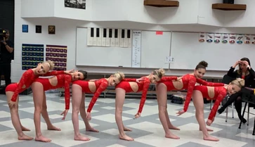 810 Group rehearsing.jpg (72 KB)