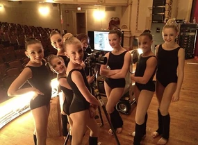 307 Promo BTS.jpg (123 KB)